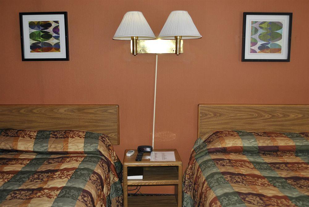 Waconia Inn And Suites Exterior foto