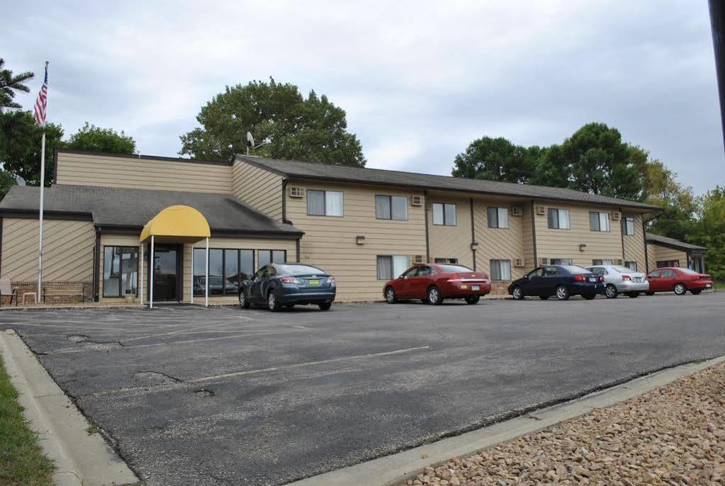 Waconia Inn And Suites Exterior foto